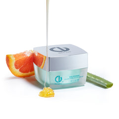Christine Valmy's all-natural Valissima: Nourishing Night Cream's ingredients are shown next to the product