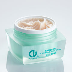 Christine Valmy's all-natural Valissima: Nourishing Night Cream’s texture is shown
